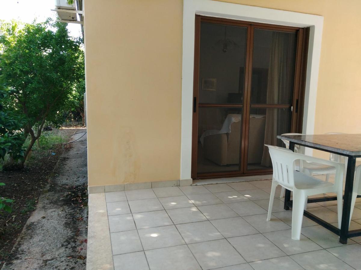 Villa Lefkas House With Garden à Tsoukaládhes Extérieur photo